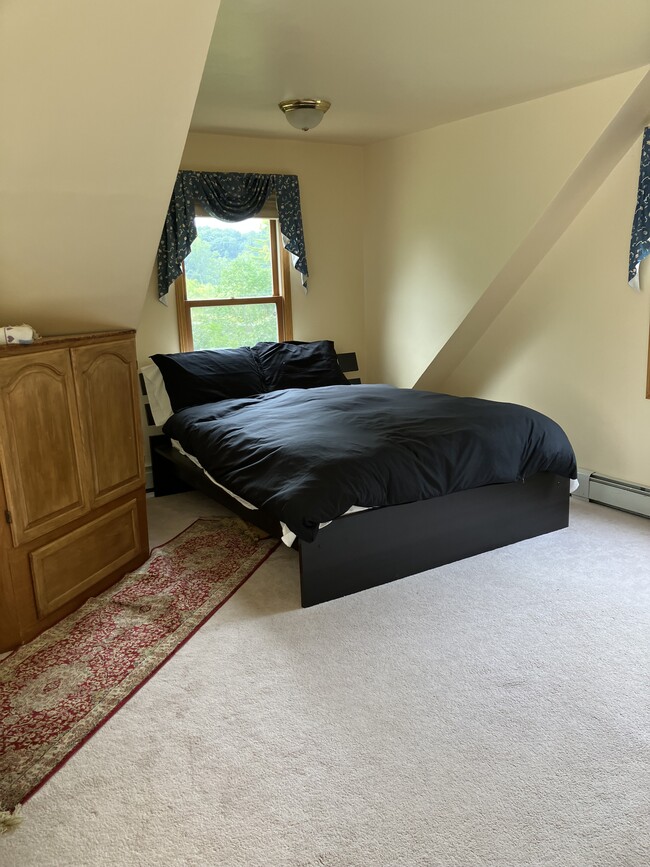 west view of master bedroom - 3645 Indian Lake Rd