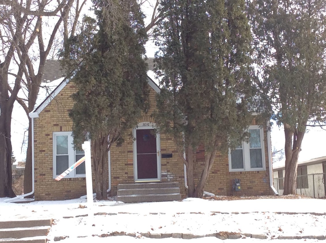 Primary Photo - 4 br, 1.5 bath House - 1616 Xerxes Avenue N