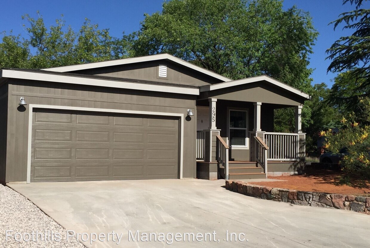 Primary Photo - 3 br, 2 bath House - 295 Harmony Drive