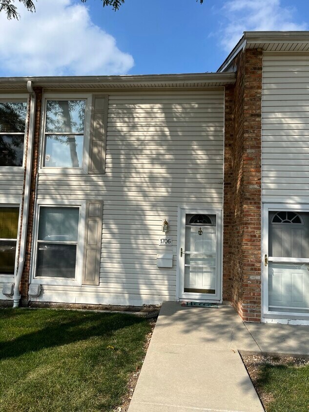Primary Photo - 1706 Ardwick Dr
