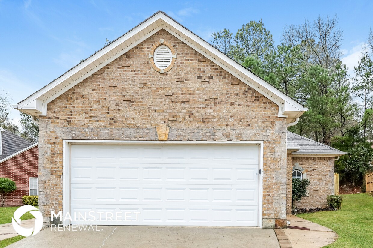 Foto principal - 1300 Riverford Cir