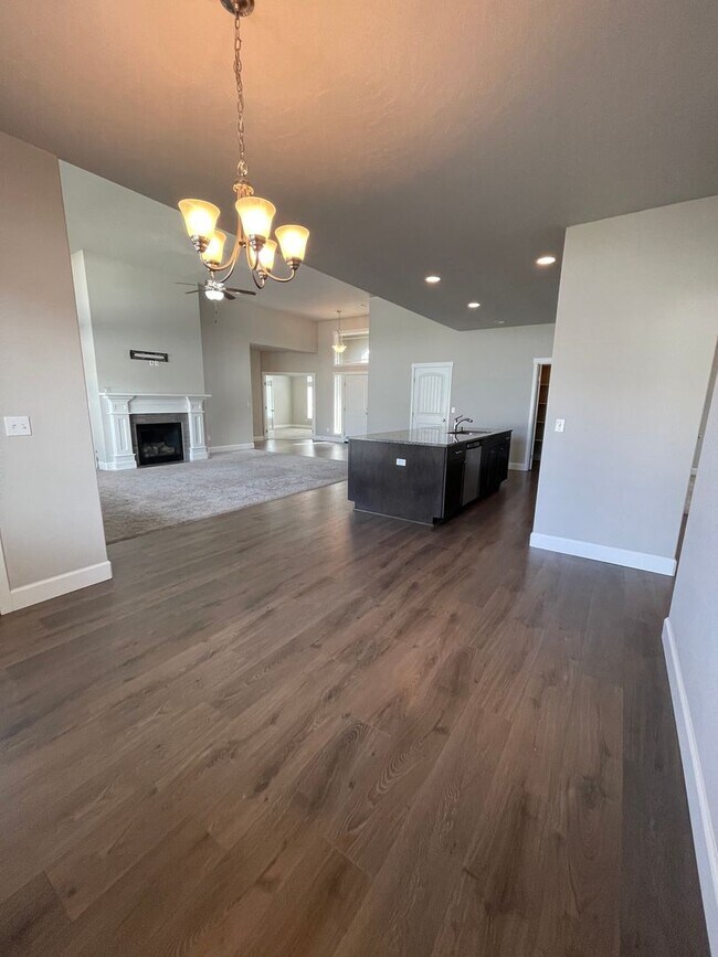 Foto del edificio - Beautiful South Kennewick Home! Available ...