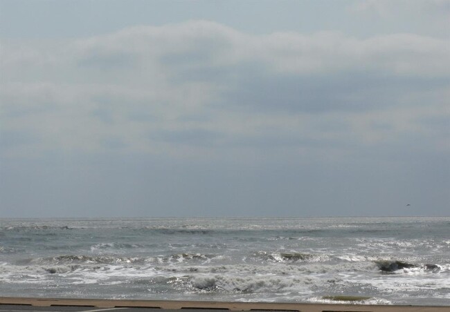 Foto del edificio - 9520 Seawall Blvd
