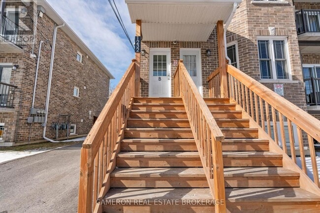 Photo du bâtiment - 1232 Cumberland St