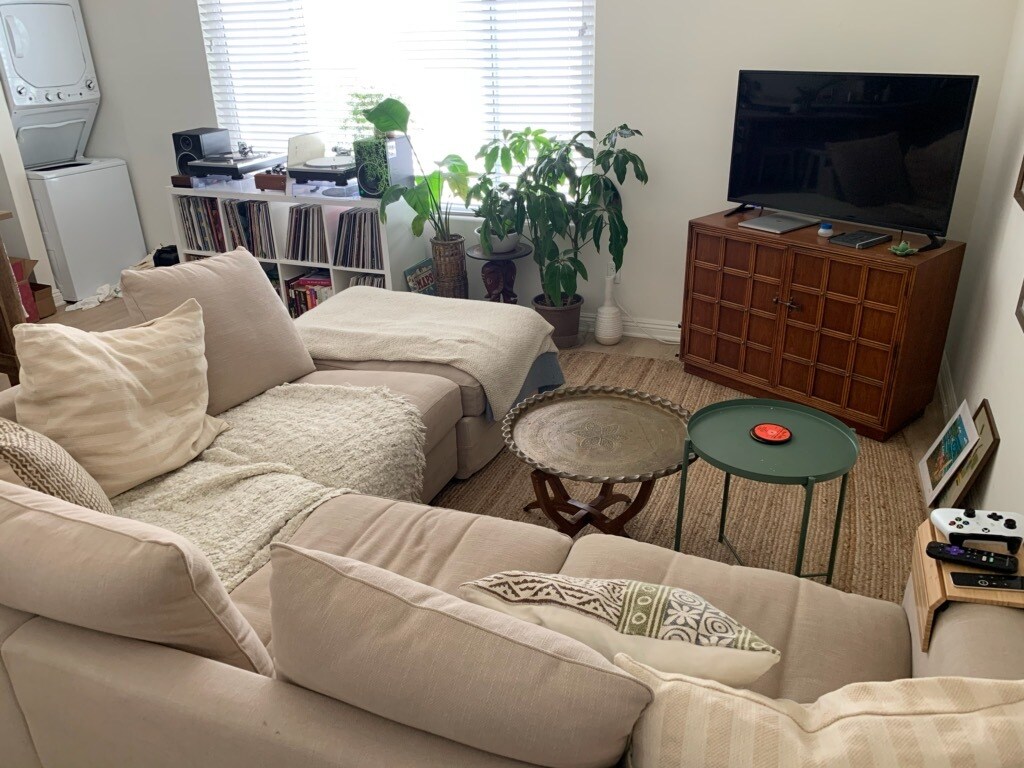 Foto principal - 12734 Caswell Ave