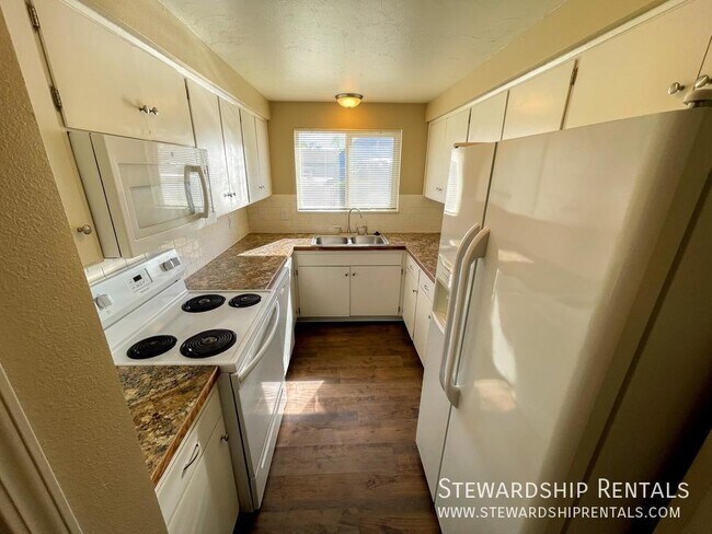 Photo - 1857 W 12th Ave Apartment