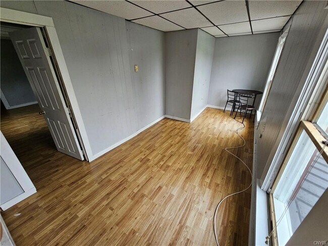 Building Photo - 2929 Stoddard St