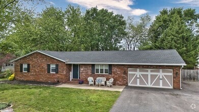 Building Photo - 203 Anchor Ln