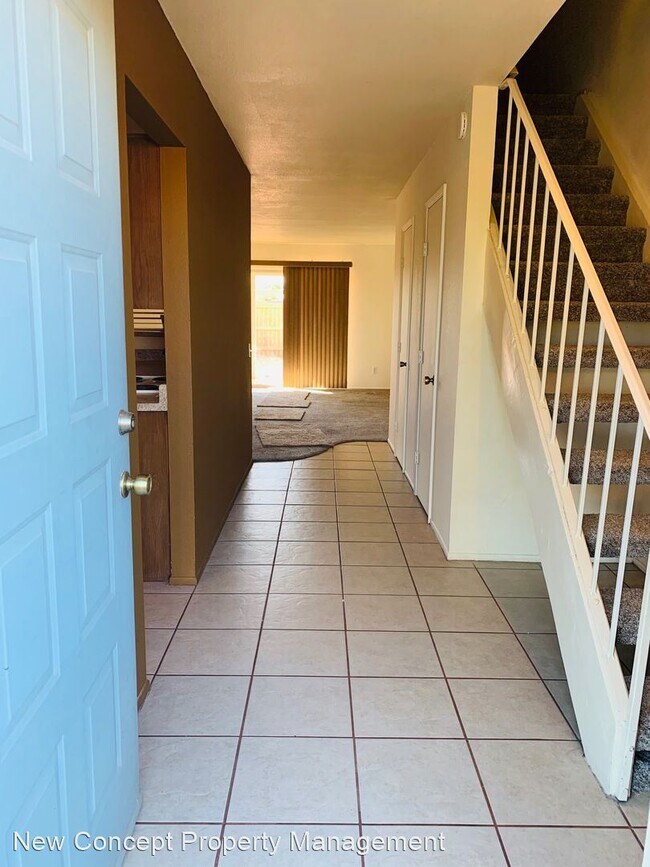Building Photo - 3 br, 2.5 bath House - 2608 W Ironcrest Rd