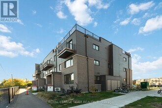 Building Photo - 720 Mishi Private