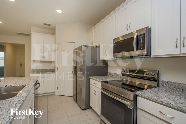 Foto del edificio - 328 Corbel Ln