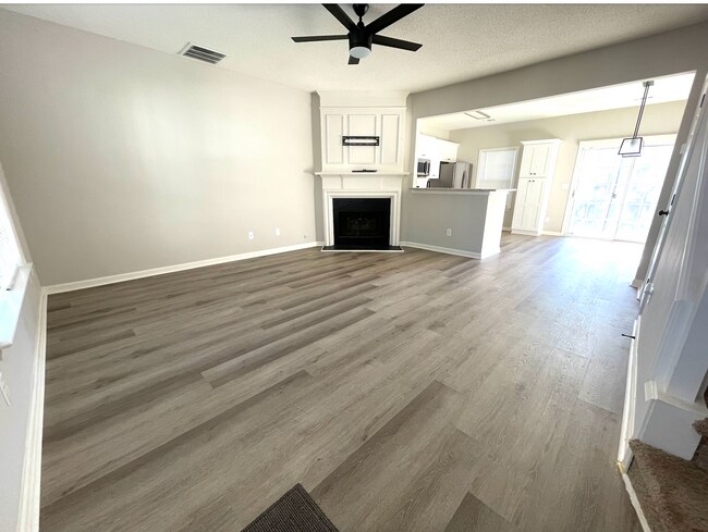 Photo - 2240 Kilmington Sq Townhome