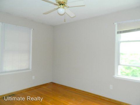 Building Photo - 3 br, 1.5 bath House - 1621 Cork Court