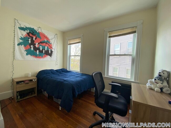 Foto del edificio - 18 Lawn St