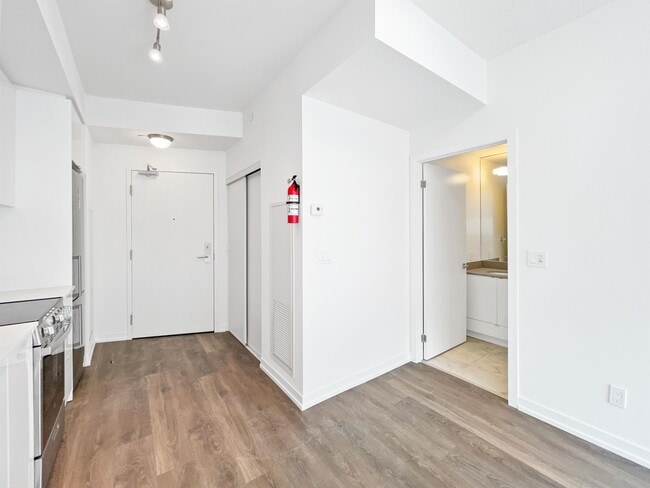 Photo du bâtiment - 49 E Liberty St