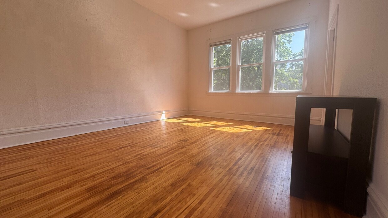 Foto principal - 2049 N Bingham St