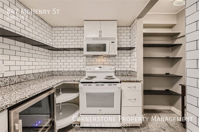 Foto del edificio - 847 McHenry St