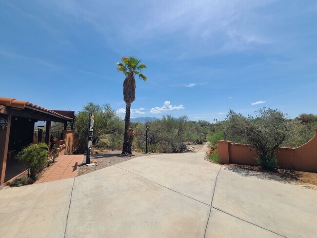 Foto del edificio - Beautiful 3bedroom 2bathroom