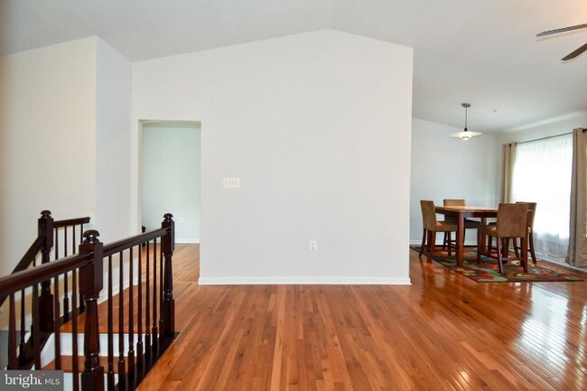Building Photo - 3809 Volta Ave