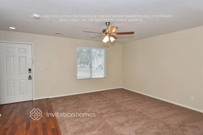 Building Photo - 1350 Bluebird St