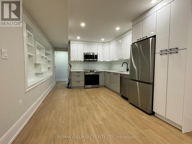 Building Photo - 116 Bellevue Ave