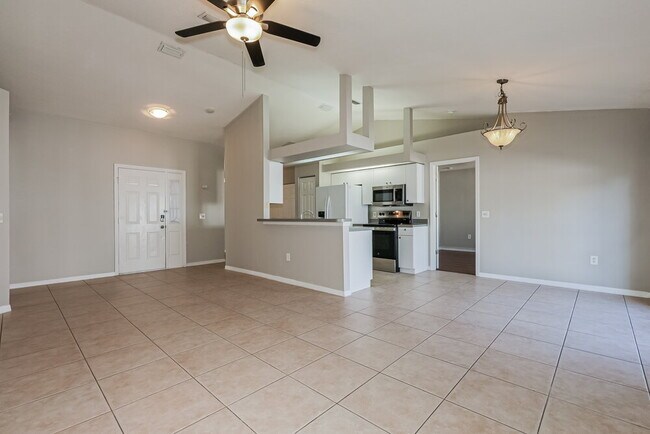 Foto del edificio - 4726 69th Ct E