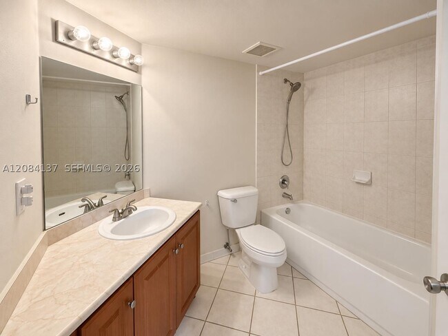 Foto del edificio - 17622 NW 25th Ave