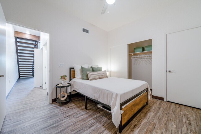 Foto del edificio - 2 Bedroom
