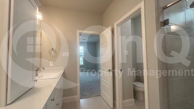 Building Photo - 12982 Jk Ojha St