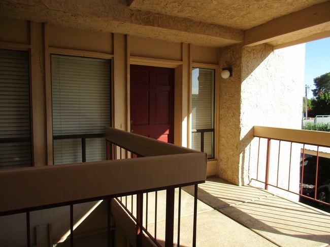 Building Photo - 3002 N 70th St