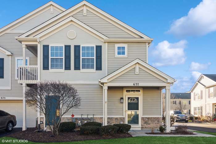 Primary Photo - 637 Arbor Cir