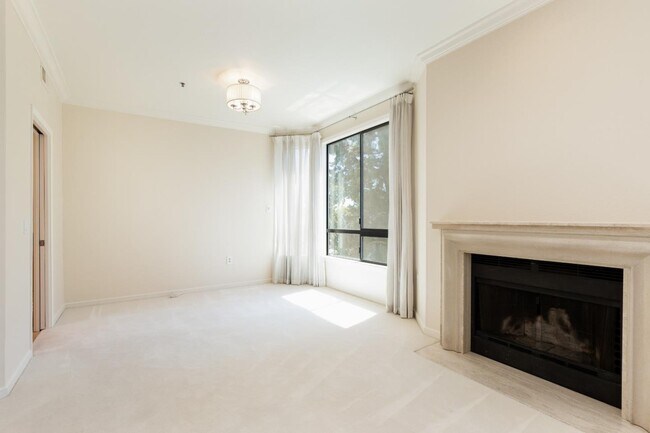 Building Photo - 1457 Bellevue Ave