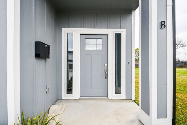 Foto del edificio - 4401 Alvin St