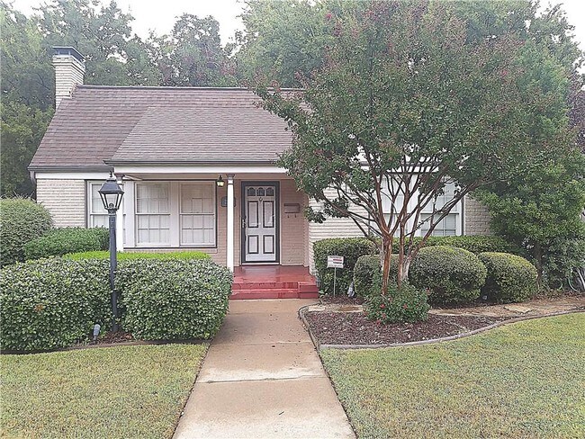 2523 Alco Ave Dallas Tx 75211 House For Rent In Primary Photo 2523 Alco Ave