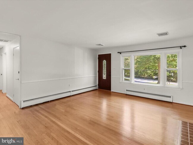 Foto del edificio - 3116 Bethany Ln