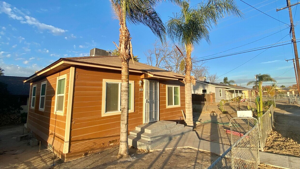 Primary Photo - Explore this attractive property in Delano...