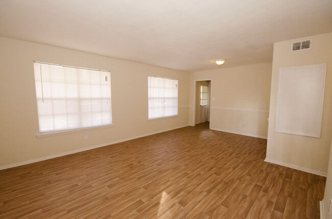 Interior Photo - The Woods At Fair Oaks