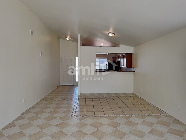 Foto del edificio - 7729 W Rancho Dr