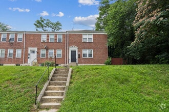 Building Photo - 1122 Gleneagle Rd