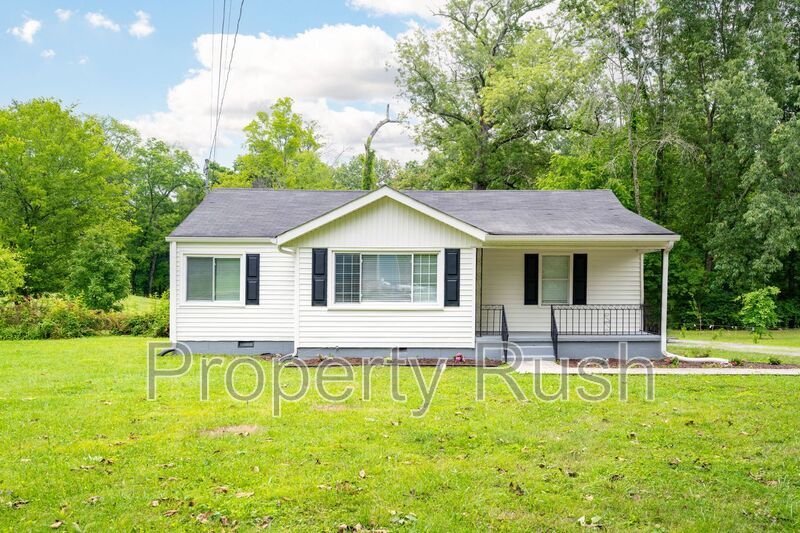 Primary Photo - 1524 Happy Valley Rd.