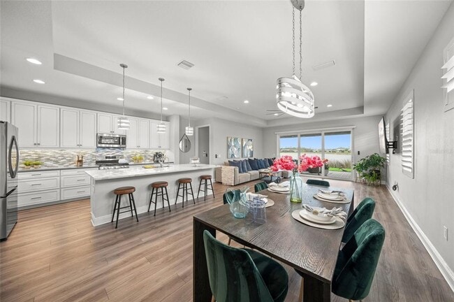 Building Photo - 997 Crosswind Ave