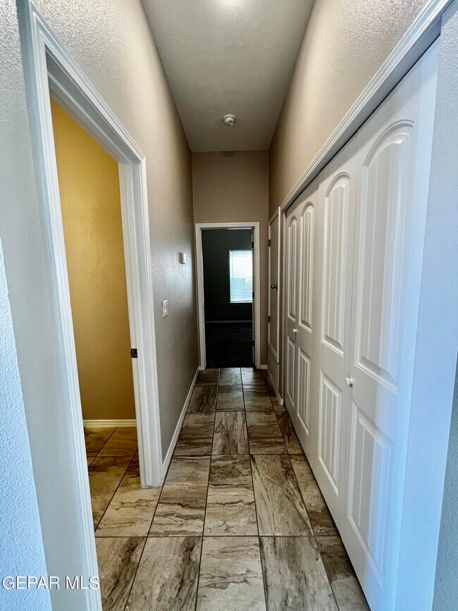 Building Photo - 472 SPC Isaac Trujillo Dr