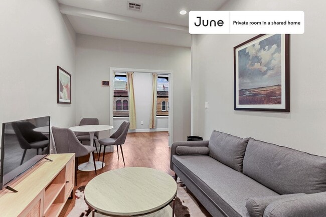 Foto del edificio - Room in Shared 4 bed/1 bath home