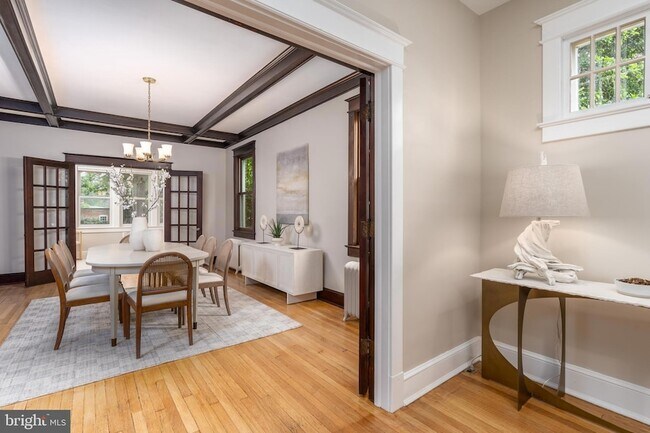 Foto del edificio - 5324 Colorado Ave NW