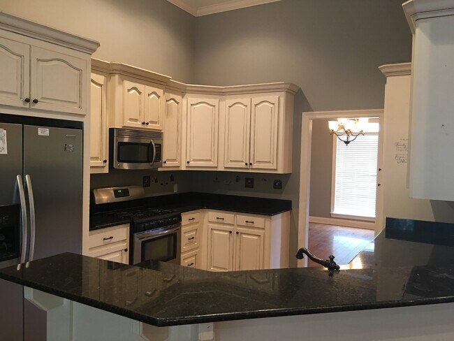 Foto del edificio - 90 Auburn Pl