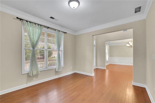Foto del edificio - 4425 Holton Ave