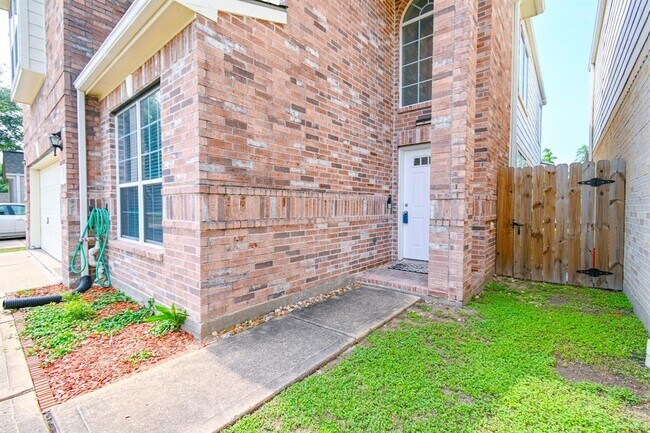 Foto del edificio - 13330 Vineyard Falls Dr