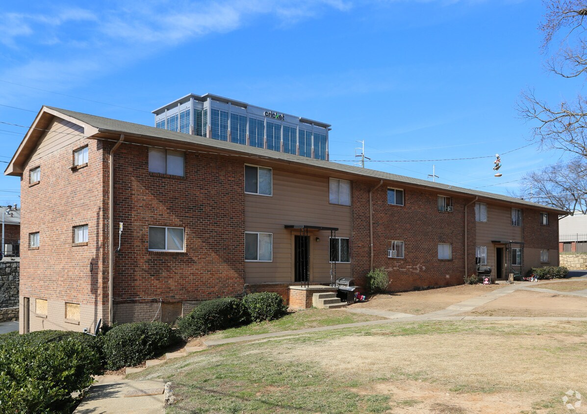 Primary Photo - Lindview Apartments