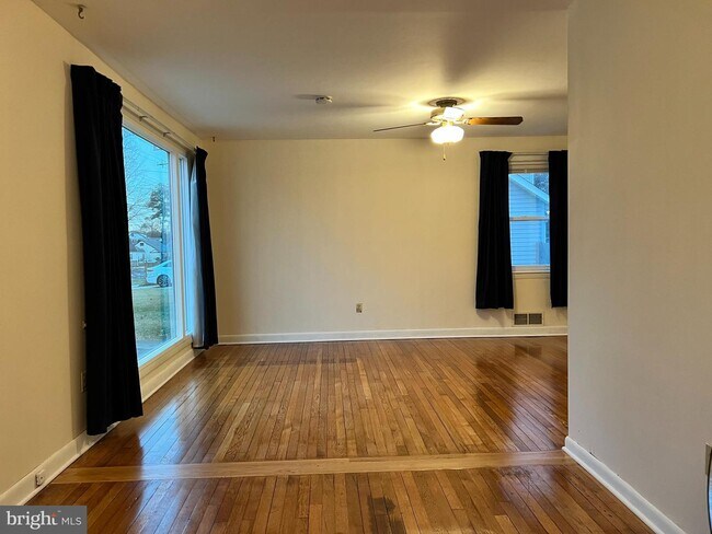 Foto del edificio - 3112 Wayne Rd