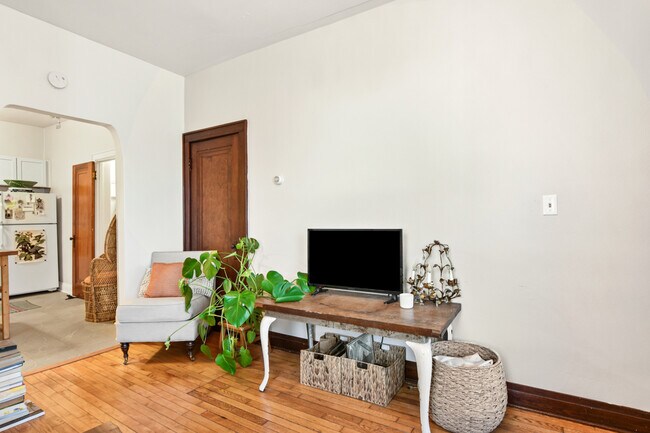 Foto del edificio - 1135 Williamson St